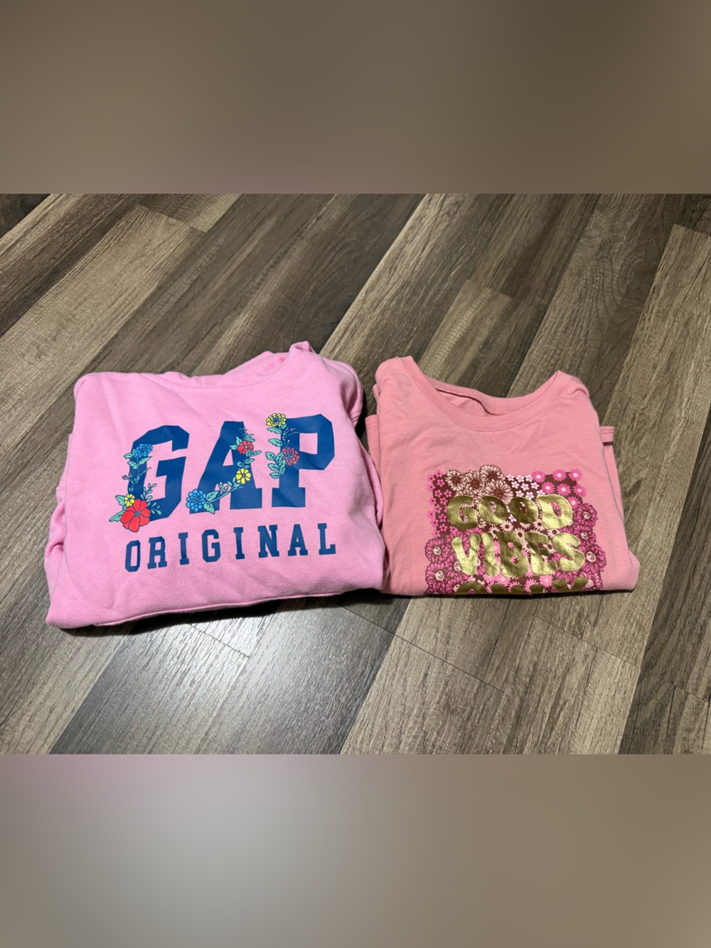 Set of 2 long sleeve tops !